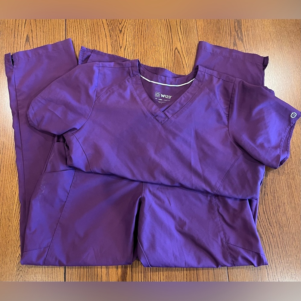 Wink W123 Scrub Set